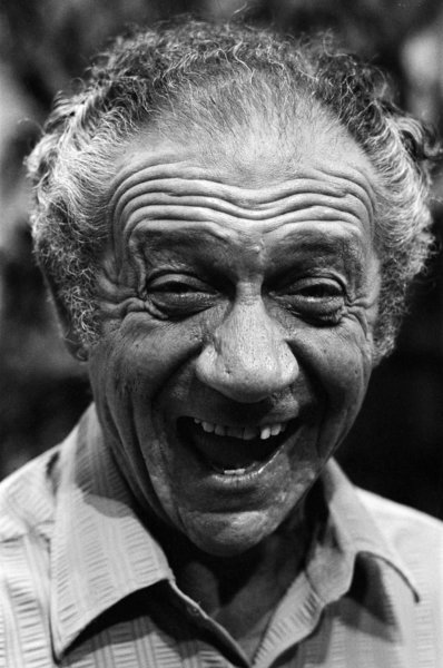 Sid James
