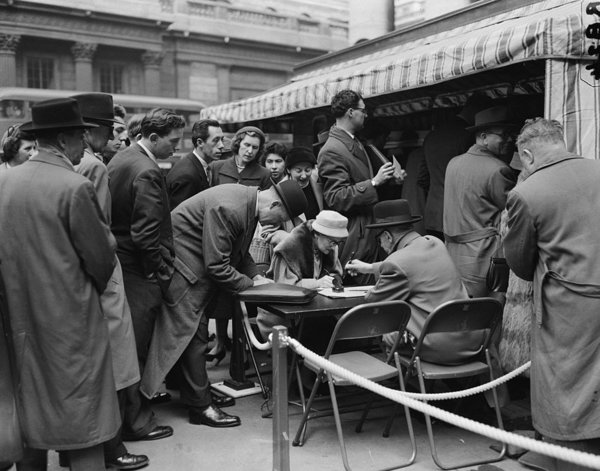 Buying Premium Bonds